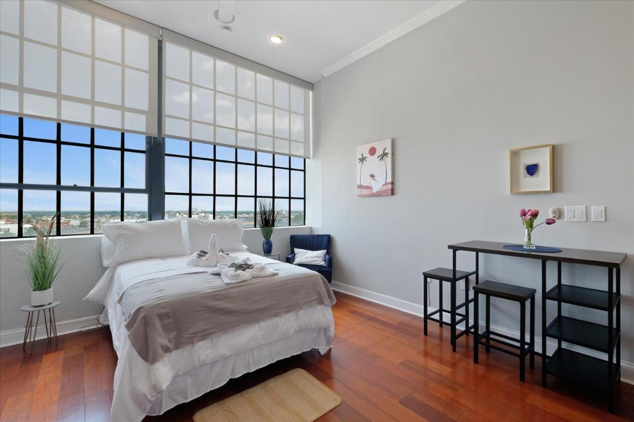 Apartment W Pool & Scenic Rooftop Philadelphia