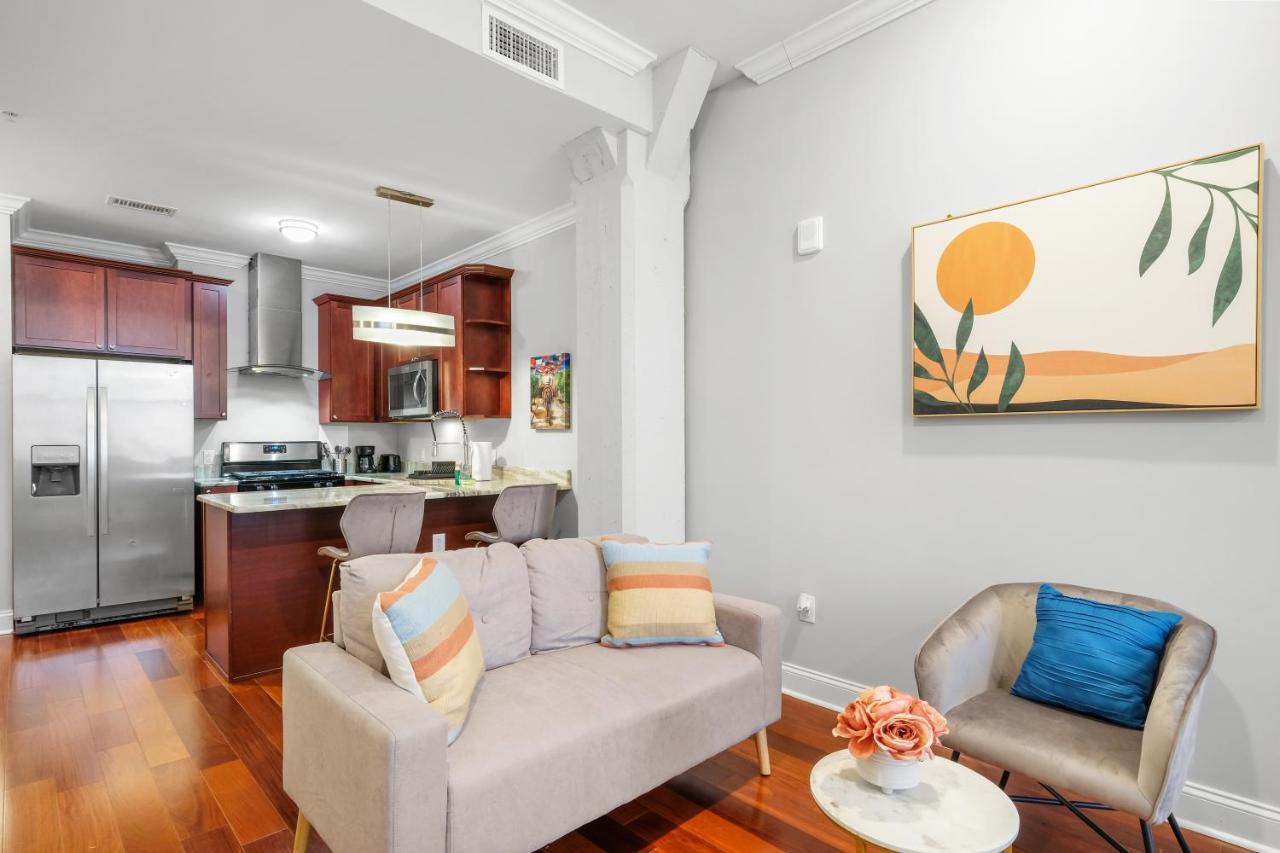 W Pool & Scenic Rooftop Apartment *
