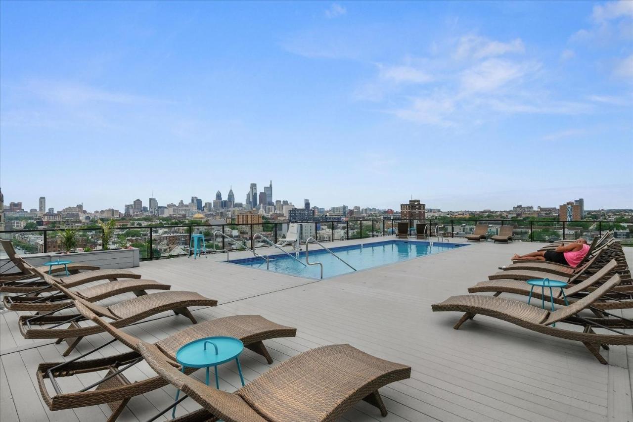 Apartment W Pool & Scenic Rooftop Philadelphia